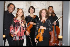 Visconti Plus - Kammermusik mit Querflöte, Streichern und Gitarre