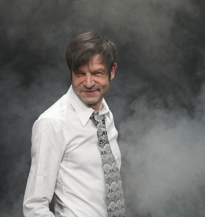 Harald Schröpfer spielt Gerri Tschach in »Braunschlag« am Landestheater Schwaben