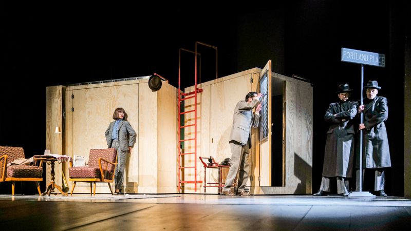 »Die 39 Stufen« am Landestheater Schwaben