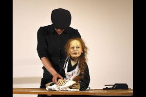 WENN ALLES AUSEINANDER FÄLLT