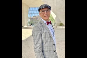 Bücherkoffer. Zwei Autor:innen packen aus