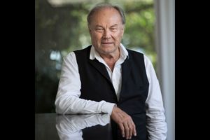 Klaus Maria Brandauer – Sebastian Knauer