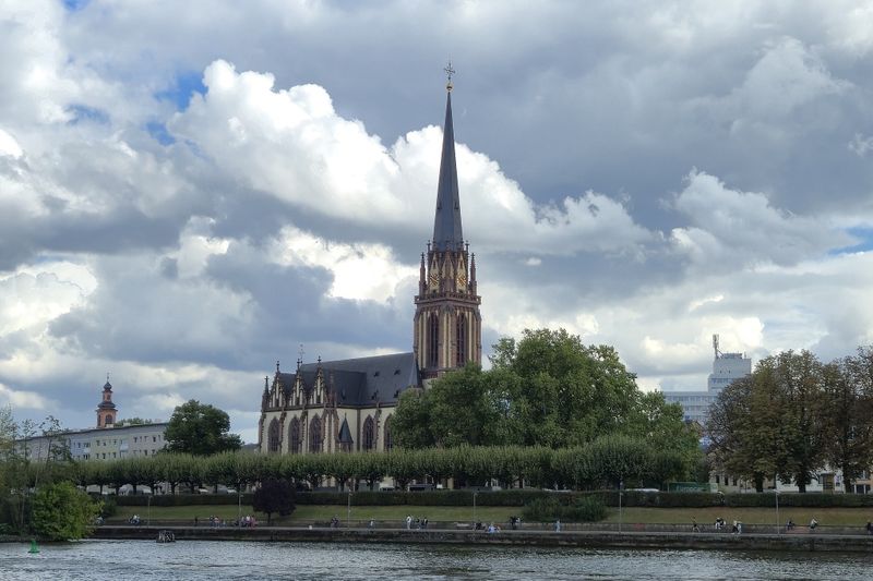 Dreikönigskirche Frankfurt am Main