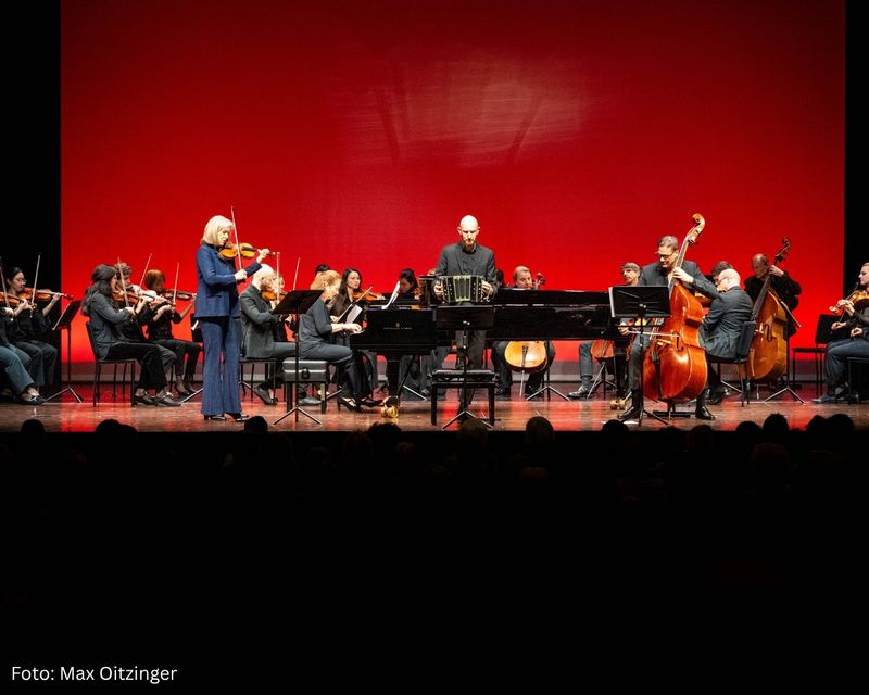 Variations on Buenos Aires mit der Deutschen Kammerakademie Neuss und dem Isabelle van Keulen Ensemble