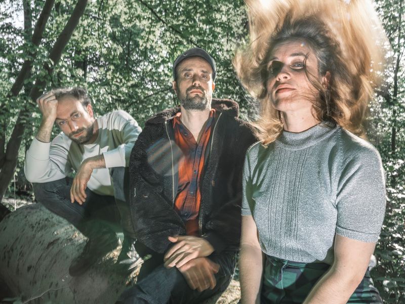 Sie bringen französischen Sound nach Agathenburg: Das Trio FUR. Foto © Erik Bogaerts