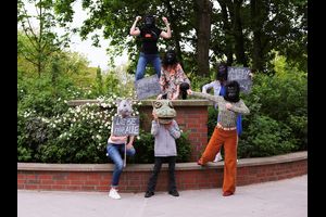 Playing Up: Der Platz der Kinderrechte - ab 5 Jahre