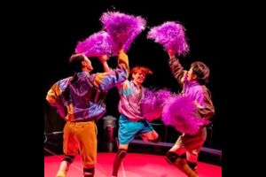 BÄÄÄM Eine Tanzperformance für ein taubes und hörendes Publikum ab 3 Jahren im Rahmen von fluctoplasma
