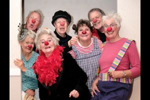 ClownCompagnie plusminus Protzen. Scheitern. Jubilieren. ... immer wieder!