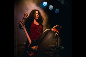 Sari Schorr