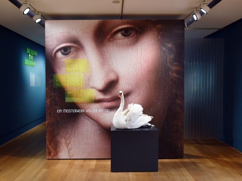 Der Leda Code. Ein Meisterwerk voller Rätsel, Ausstellungsansicht, Foto Bernd Schölzchen, MHK