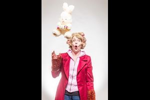 Sabine Wiegand – „Dat Rosi im Wunderland!“