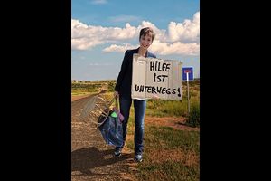 Sabine Domogala - „Hilfe ist unterwegs“