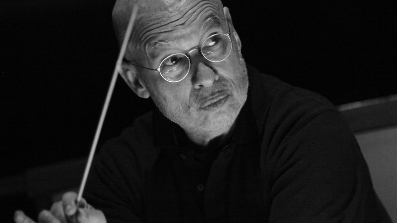 Dennis Russell Davies