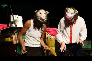 Wilde & Vogel, Feisel und Genossen zeigen:  "Farm der Tiere"