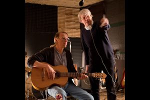Alexander Scheer, Andreas Dresen & Band spielen Gundermann
