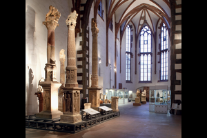 Von Bettelmönchen, Stiftern und Klostermauern